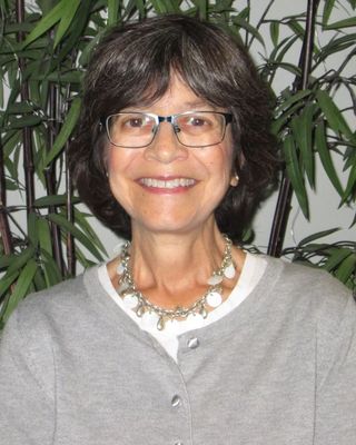 Photo of Naomi Weinberg, Licensed Social Worker, LSW