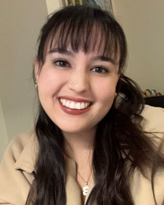 Photo of Beatriz Molina, Marriage & Family Therapist Associate, MA, AMFT