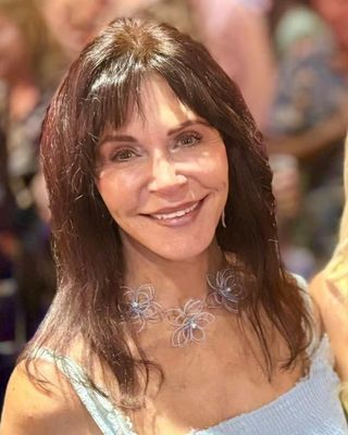 Photo of Sue Gallucci - Sue Gallucci, LICSW, Psychotherapist, Clinical Social Work/Therapist, MA, LICSW