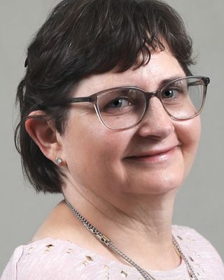 Photo of Julia Lantz Roy, Licensed Professional Counselor, MA, LPC-S, CART