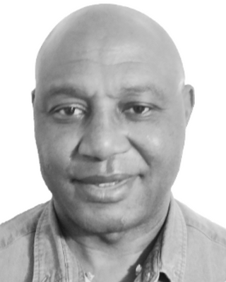 Photo of Daniel Arhewoh, Psychiatric Nurse Practitioner