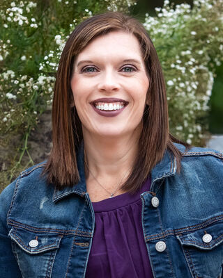 Photo of Amanda Rhoades - Psych Pointe, MSW, LCSW, Clinical Social Work/Therapist