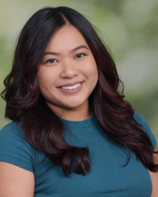 Photo of Serena Moua, Marriage & Family Therapist, LMFT
