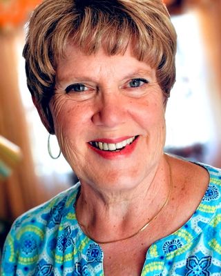 Photo of Teresa McQuin, Clinical Social Work/Therapist, LSCSW