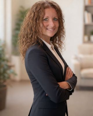 Photo of Desirae Hausser-Perez, Clinical Social Work/Therapist, L, C, S, W