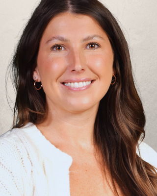 Photo of Cailin Thomas, Pre-Licensed Professional, BSc, BEd, MACP