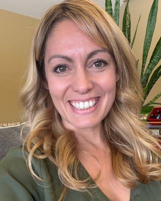 Photo of Victoria (Toriey) Pelton, Limited Licensed Psychologist, MLP, CAADC