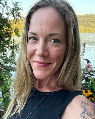 Photo of Jackie Wolff, Licensed Master Social Worker, LMSW