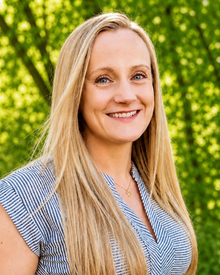 Photo of Erin Ebach Gray, Psychiatric Nurse Practitioner, PMHNP