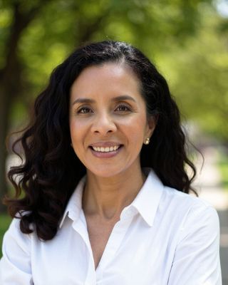 Photo of Veronica Velasquez-Rodarte, Marriage & Family Therapist, MA, LMFT