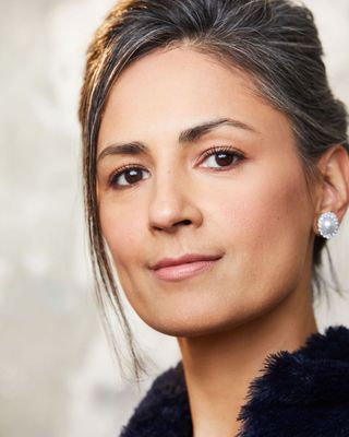 Photo of Aruna Murthy, CHP, CMT