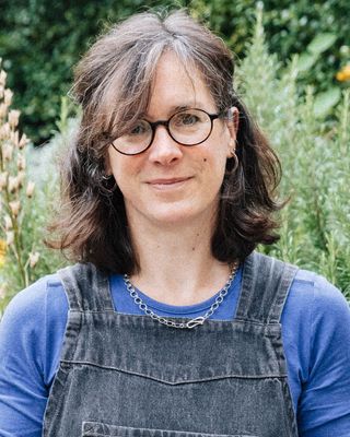 Photo of Kate Ackroyd Cooke, Psychotherapist, MA, HCPC-Art Therap.