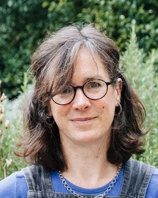 Photo of Kate Ackroyd Cooke, Psychotherapist, MA, HCPC-Art Therap.