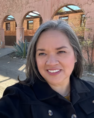 Photo of Laura Lugo, Marriage & Family Therapist, LMFT