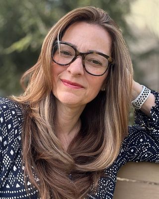 Photo of Tanya de Reus, BScN, MA, RP, Registered Psychotherapist