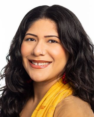 Photo of Sasha Lizardi Luque, Associate Professional Clinical Counselor, APCC