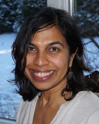 Photo of Rheinila Fernandes, Psychiatrist, MD