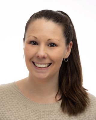 Photo of Nicole Farrell, Licensed Professional Counselor, MA, LPC, PMH-C