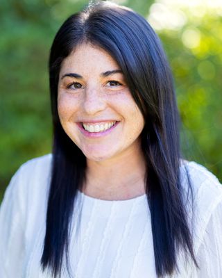 Photo of Elana Dumont, Psychologist, PsyD