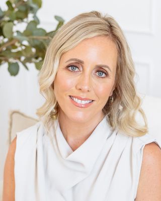 Photo of Heather Ratych - Bloom Psychotherapy, Registered Social Worker, RSW, MSW