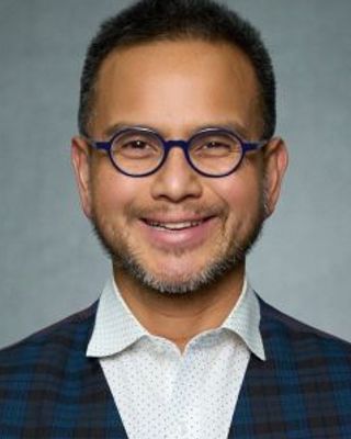 Photo of Dr. Howard Hernandez, Psychiatrist, MD