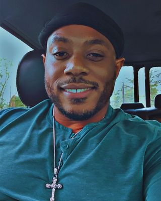 Photo of DiMario Bell, Counselor, LMHC-D