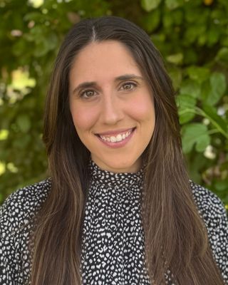 Photo of Amy Reyes, Licensed Social Worker, LSW