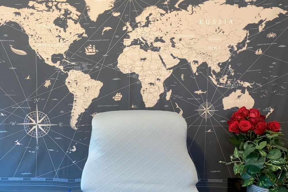 A calm, travel-inspired space where therapy meets reflection. Grounded, warm, and open for honest conversations