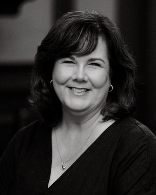 Photo of Heather Fredin-Munton, Registered Psychotherapist, RP
