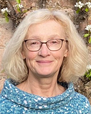 Photo of Liz Fletcher, Counsellor, MNCPS Acc.