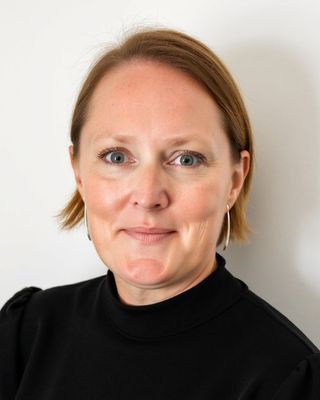 Photo of Kelly VandenHengel, Clinical Social Work/Therapist, LCSW-C