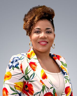 Photo of Kadian Simmonds, Psychiatric Nurse Practitioner, PMHNP