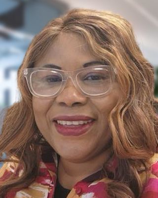 Photo of Patience Akhimien, Psychiatric Nurse Practitioner, PMHNP