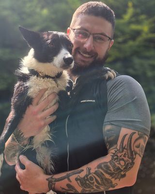 Photo of Chris Calder, Counsellor