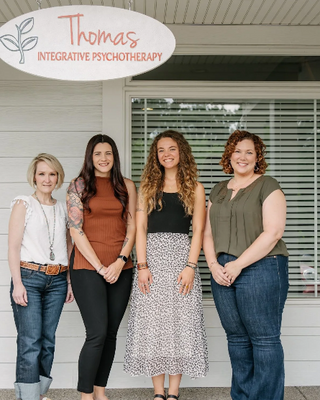 Photo of Holly Thomas - Thomas Integrative Psychotherapy