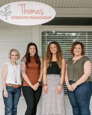 Photo of Holly Thomas - Thomas Integrative Psychotherapy