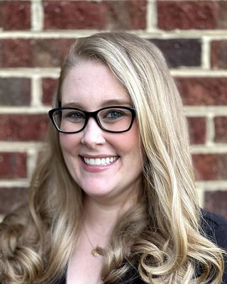 Photo of Shannon Sabanosh, Psychiatric Nurse Practitioner, PMHNPBC, FNP-C