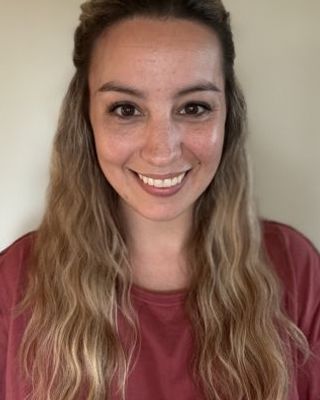 Photo of Makenzie Hetu, Licensed Social Worker, LCSW