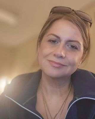 Photo of Bahareh Hosseinpour, Counsellor, CCC, EMDR, TF-CBT