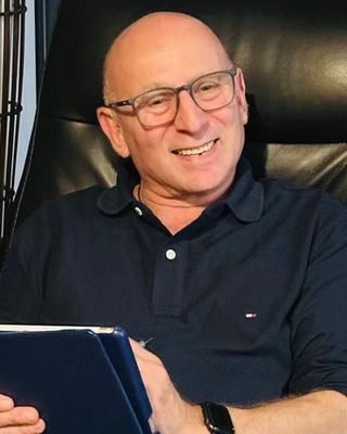 Photo of Laurence Benson, Counsellor, NZAC - Provisional