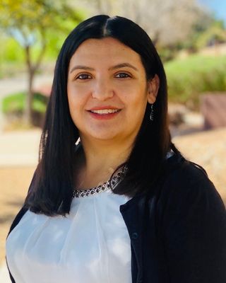 Photo of Evelyn Garcia, Counselor in Arizona