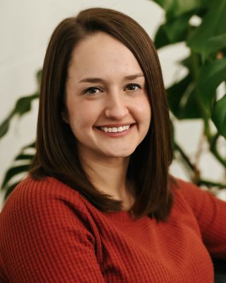 Photo of Liz Moore, Clinical Social Work/Therapist, LMSW