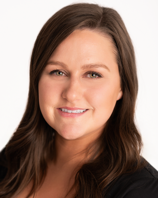 Photo of Jenna Sneads, Marriage & Family Therapist, MS, MT