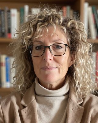 Photo of Louise Bentley, Counsellor