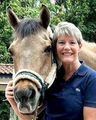 Photo of Cathy Livingston, Counsellor, MA, CMSAC