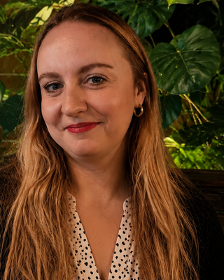 Photo of Liz Norris, Counsellor, MBACP