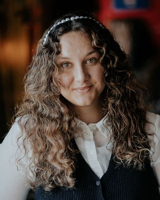 Photo of Jessica Compton, Counselor, LIMHP, LPC