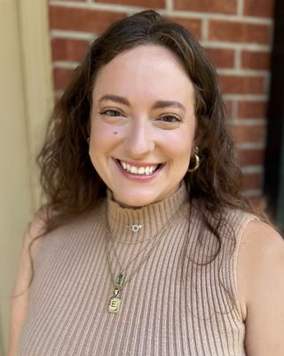 Photo of Erin Cooper, Marriage & Family Therapist Associate, PhD, LMFTA