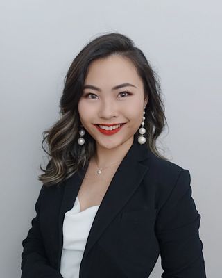 Photo of Vivila Yujuan Liu, Pre-Licensed Professional, MA, BAHons