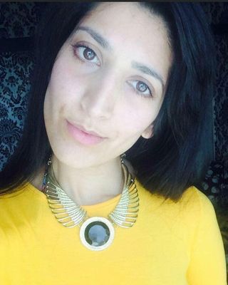 Photo of Sanam Iqbal, Counsellor, DCounsPsych, MBACP Accred